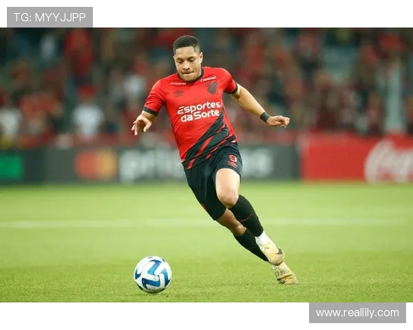 每体:罗克在贝蒂斯的表现很一般,巴萨对此十分担忧 每体:罗克在贝蒂斯的表现很一般,巴萨对此十分担忧